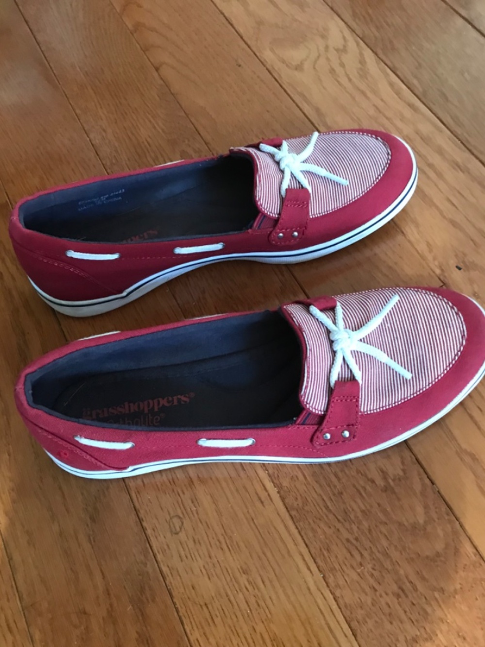 Grasshoppers 7 7.5M Women's Red & White Slip-On Keds style Boat Shoes Clean! - Picture 4 of 11